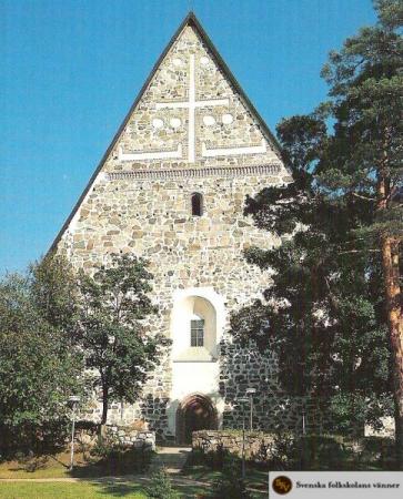 Lojo_kyrka1_.jpg